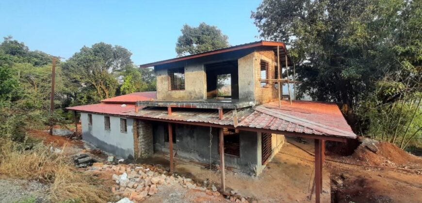 3 acer plot farmhouse